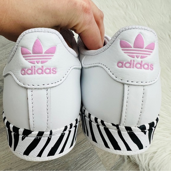 NWT Adidas Superstar Women’s Shoes - Picture 7 of 11